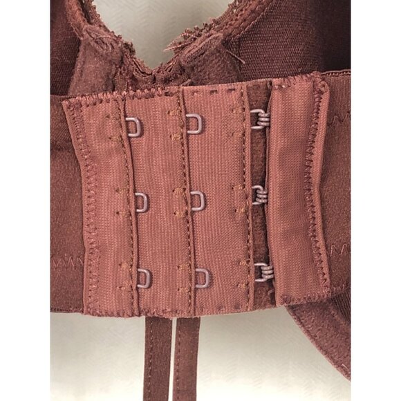 QT Bra Women Size 42D Brown Lined Underwire Back Close Lace Adjustable Straps - Picture 6 of 12